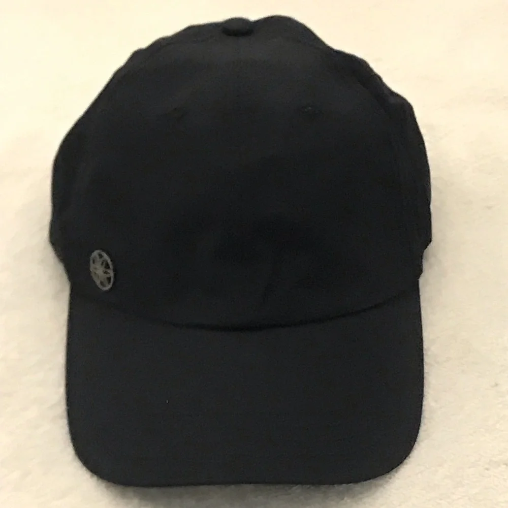 GATAM Adjustable Black Cap